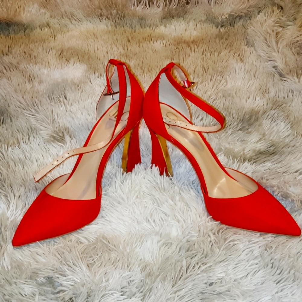 Jlo Red heels size 10
